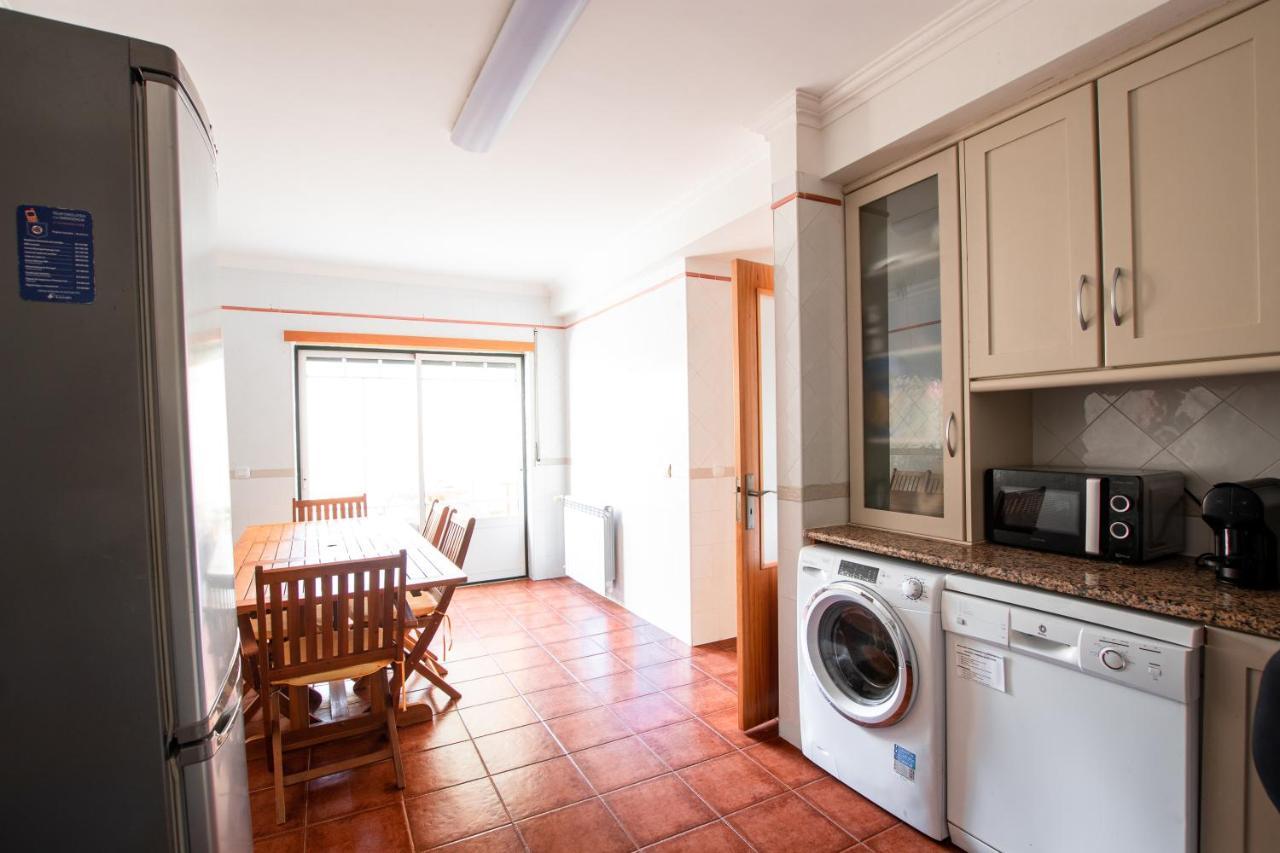 Villa 6Pax Baby Friendly Near Dino Park&Beaches Sao Bartolomeu dos Galegos e Moledo Exterior photo