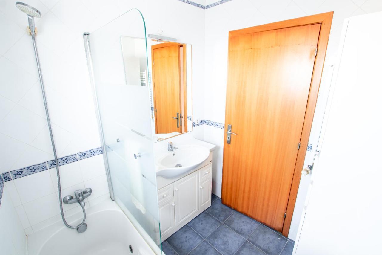 Villa 6Pax Baby Friendly Near Dino Park&Beaches Sao Bartolomeu dos Galegos e Moledo Exterior photo